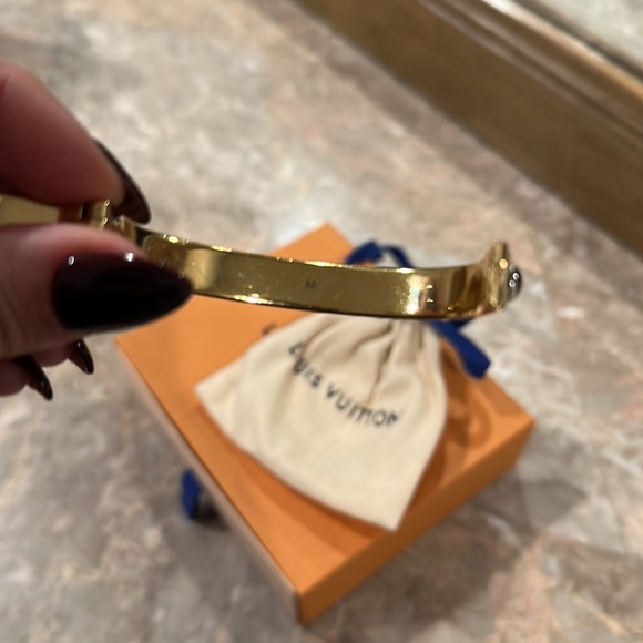 Louis Vuitton nanogram cuff - Picture 2 of 5